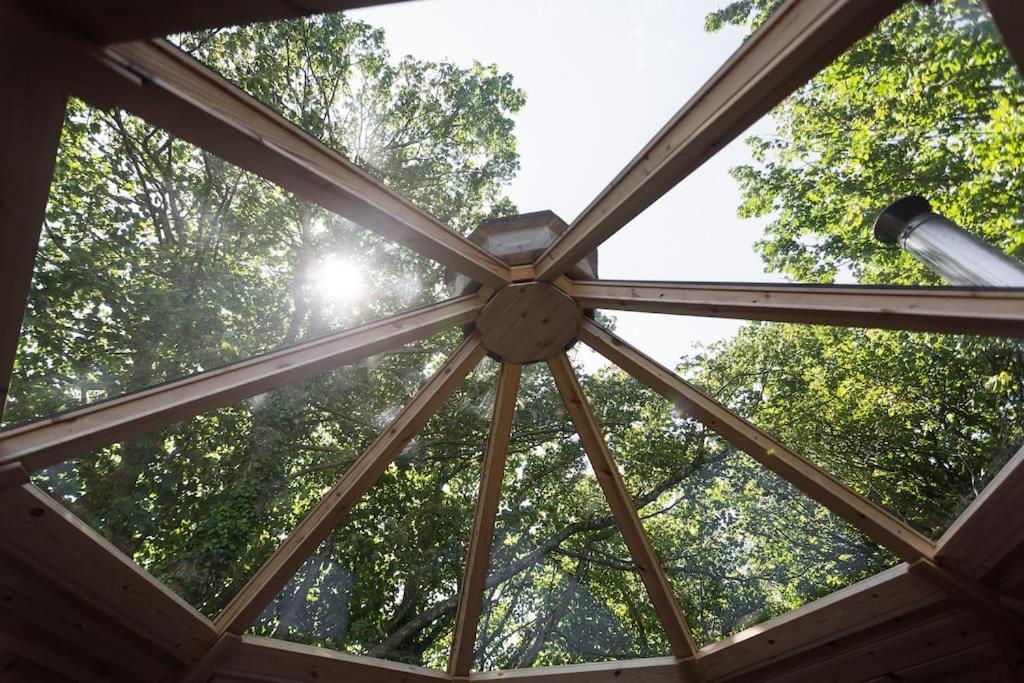 Romantic Treehouse With Hot Tub & Bbq Lodge Praze an Beeble Eksteriør bilde